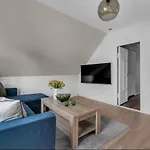 بيت للعطل Spacious House, 3 Bedrooms, 5min Center, Parking *